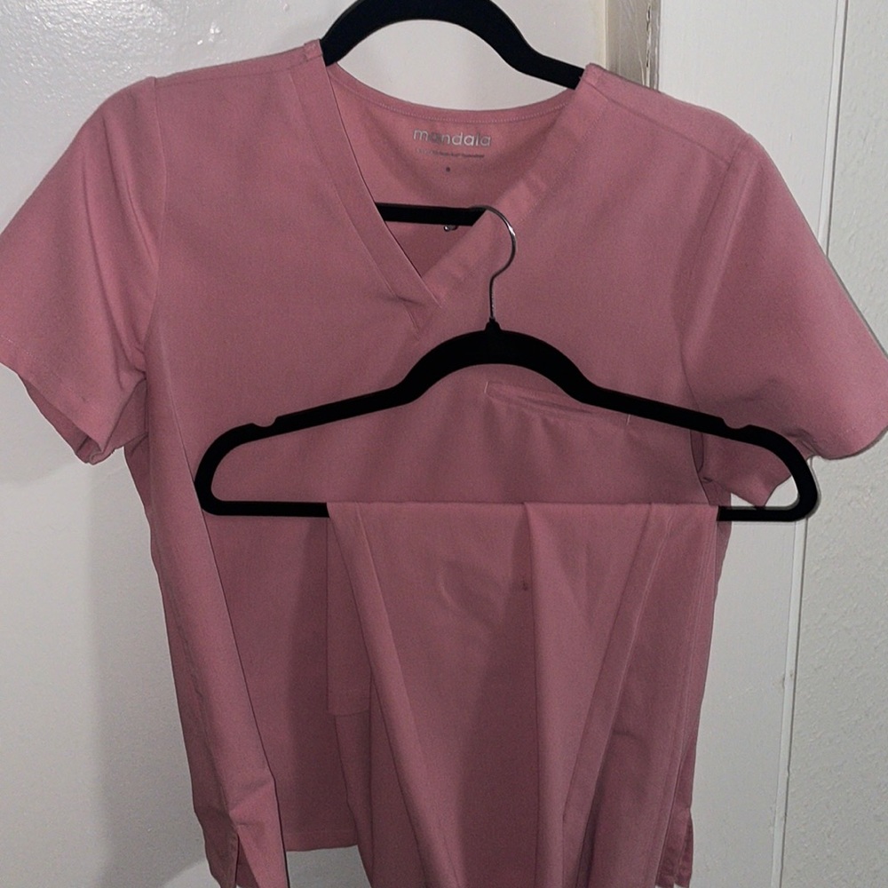 Mandala Scrubs Peony